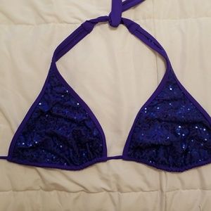 Venus tie halter top sequence